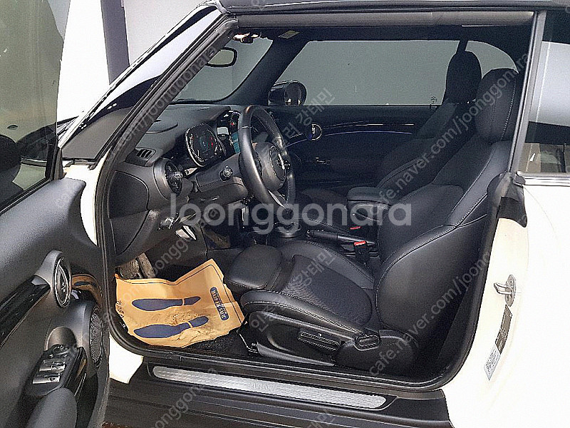 미니 컨버터블 (F57) 15 쿠퍼 클래식 중고 판매합...--7