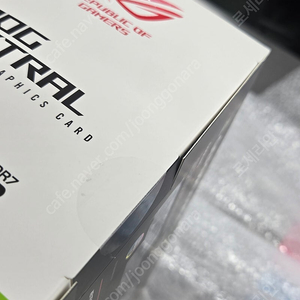 ASUS ROG ASTRAL RTX5080 아스트랄 미개봉 팝니다.