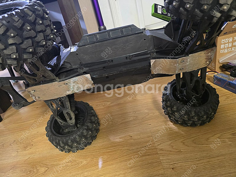 트랙사스 엑스맥스 판매합니다.--3