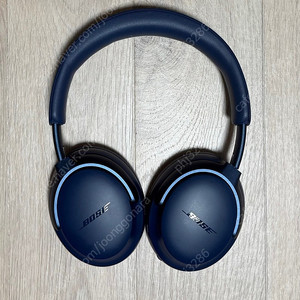 BOSE 보스 QC울트라 블루투스 헤드셋 루나블루 판매합니다.