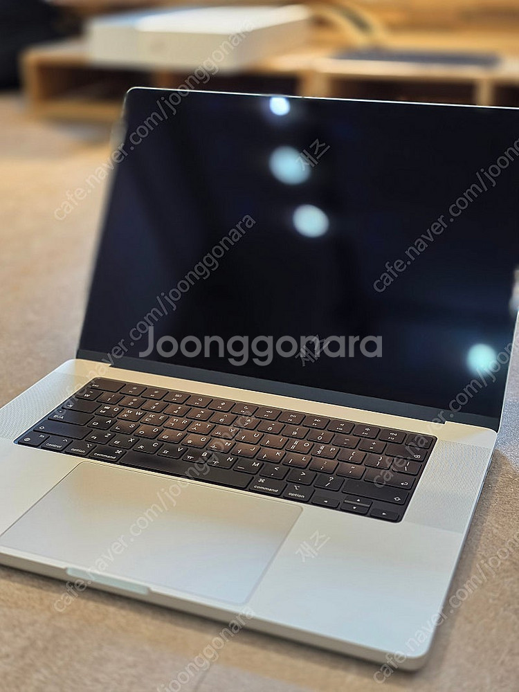 맥북프로 M3 MAX 16인치 실버 판매합니다 (14c...--4