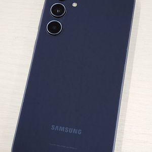 갤럭시 A35 아이스블루색상 128용량 새상품컨디션 초S급 단말기 27만 판매합니다