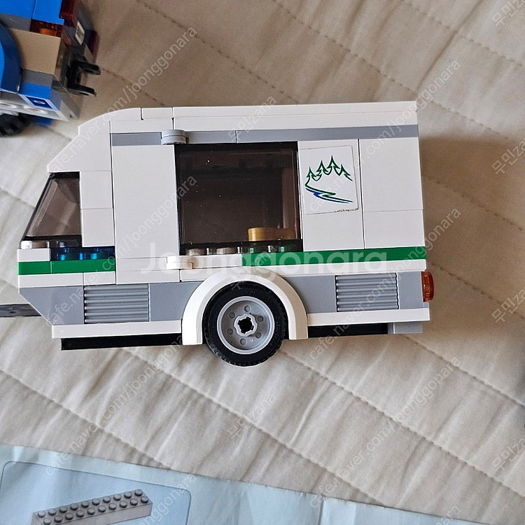 60117 레고 시티 밴과 캠핑 트레일러 캠핑카--4