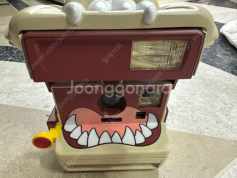 테즈 폴라로이드 한정판 판매해요~--0