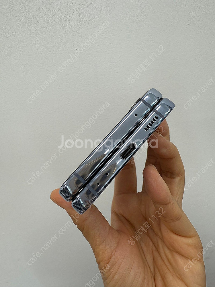 F721 갤럭시 Z플립4 블루 256기가 21만 판매합...--2