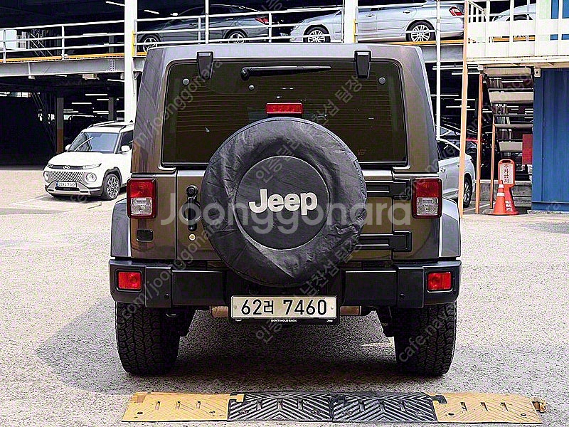 지프 랭글러 중고 JEEP 랭글러 회색 2016년식 3...--4