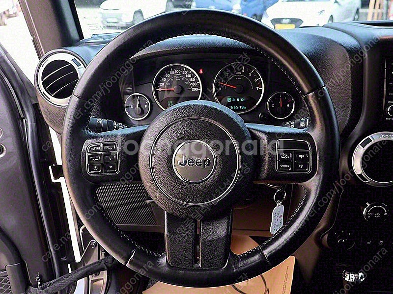지프 랭글러 중고 JEEP 랭글러 회색 2016년식 3...--9