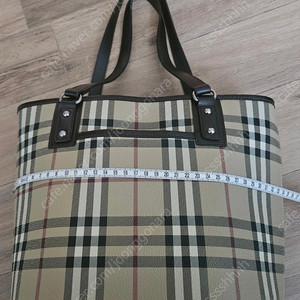 버버리 패턴 체크 토트백 여성가방