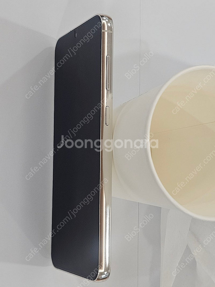 갤럭시 S23플러스 512기가 화이트 팝니다.--4