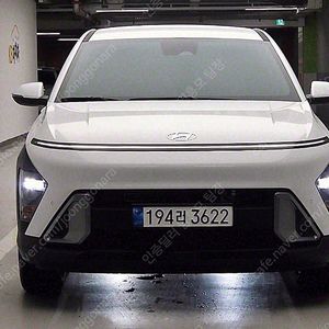 현대 코나 중고 디올뉴 코나 중고자동차 흰색 2025년식 28,074km 1.6 가솔린 터보 2WD 모던 실거래 중고차