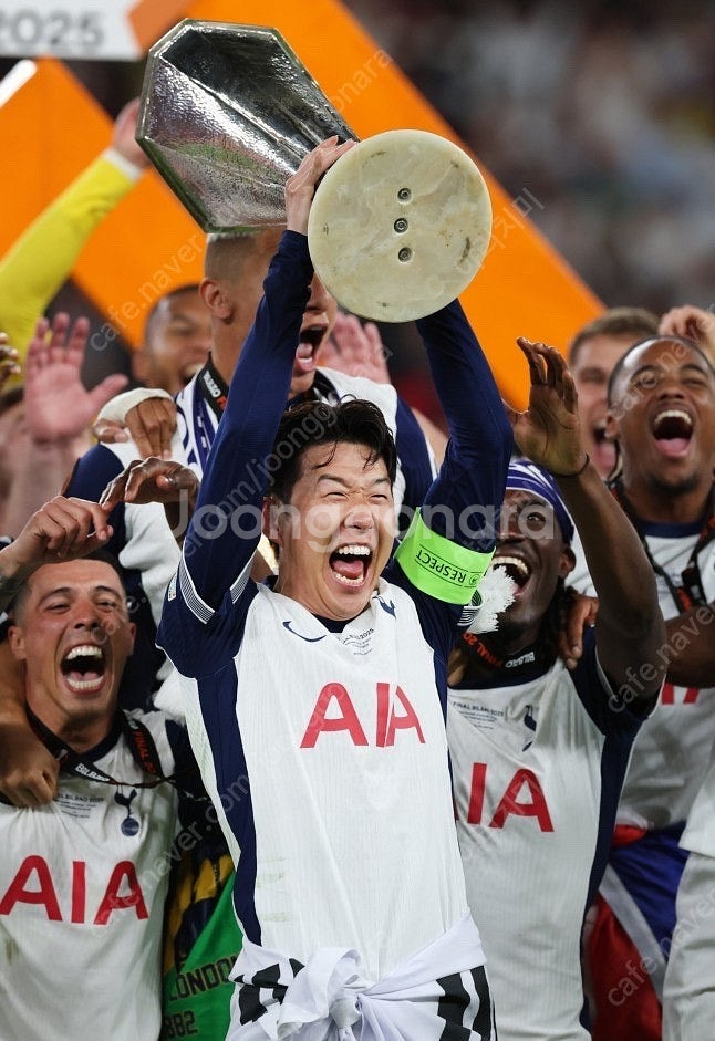 2024-25 토트넘 홋스퍼 홈 손흥민 유로파 리그 결...--0