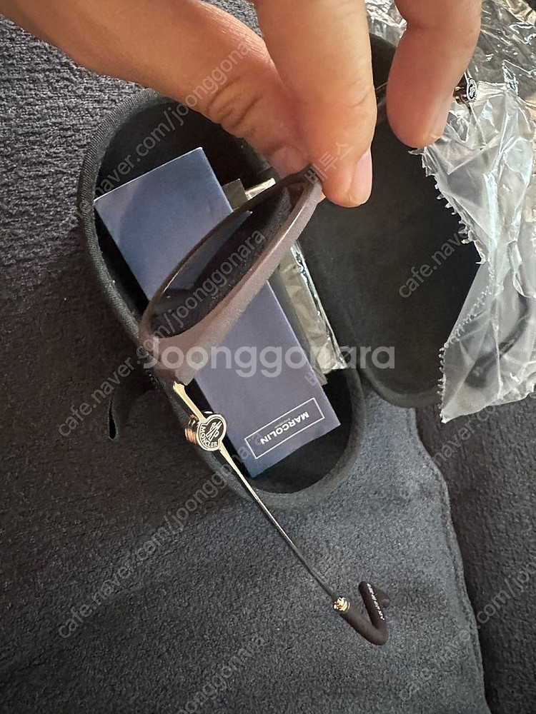 몽클레어 선글라스 남녀공용 새제품 (9만)--3