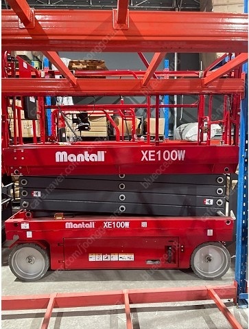 [멘톨] 고소작업차 멘톨고소작업대(XE100W)/전시상품 중고