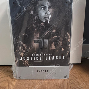 핫토이 저스티스리그 사이보그