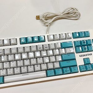 긱스타 게이밍키보드 GK802-2