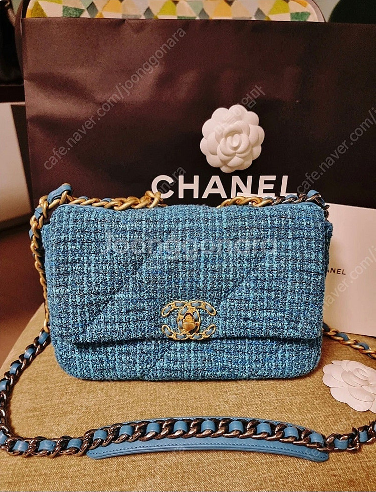 (봄여름 한정판)CHANEL 샤넬 19백(나인틴백) 미...--2