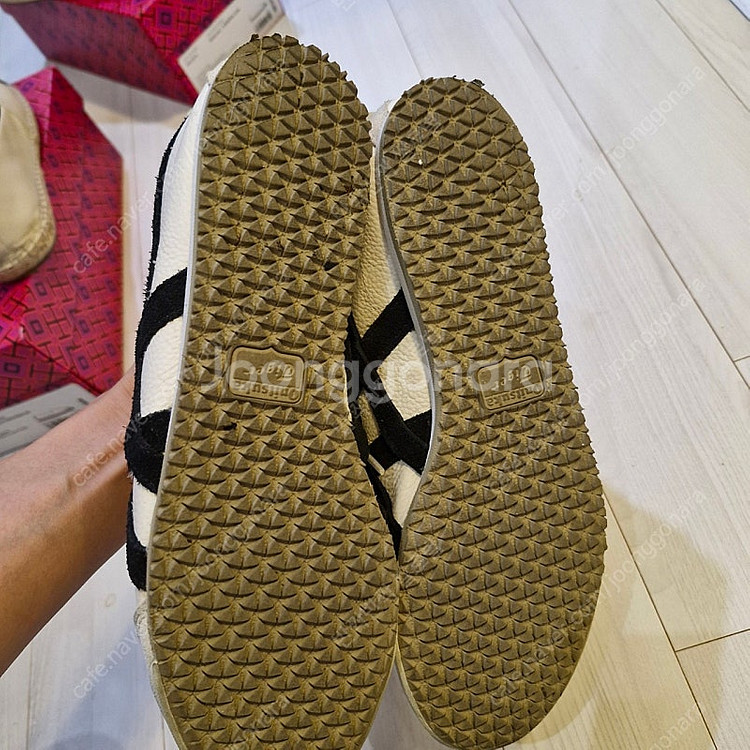 오니츠카 타이거 멕시코 66 빈티지 화이트 블랙 245--0