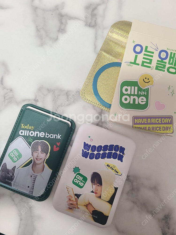 변우석 카드지갑 변우석 보조배터리--0