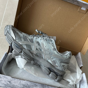 아식스 세실리아반센 250