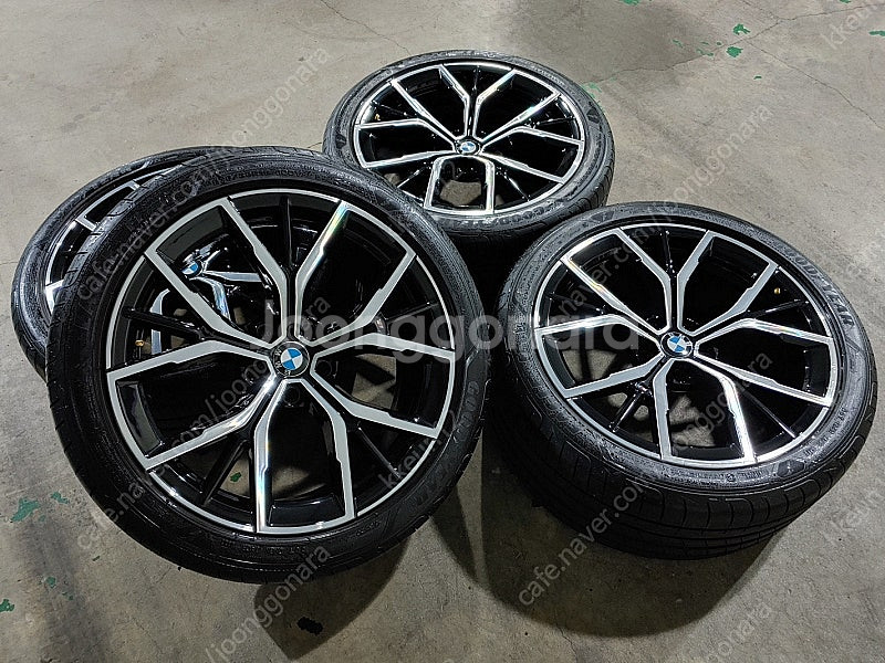 [판매] BMW G30 5시리즈 845M 19인치 정품...--8