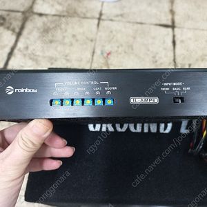 티볼리에서 쓰던 중고 앰프 레인보우 IL-AMP6 팝니다.