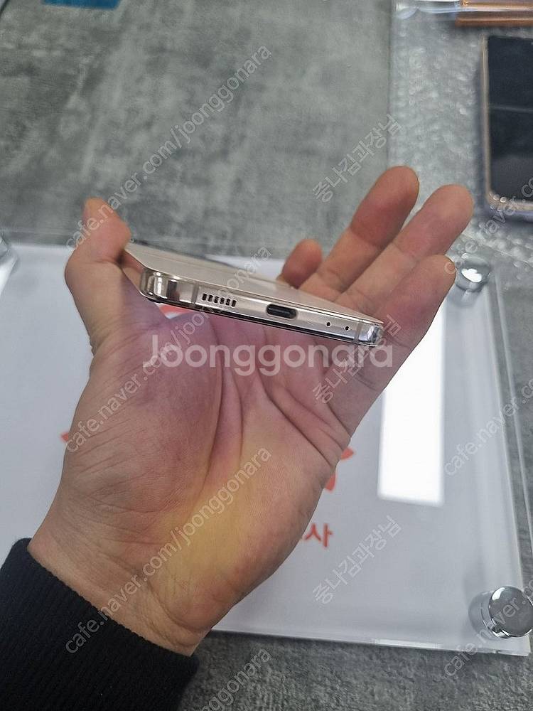 S급 갤럭시 Z플립4 무잔상 F721 삼성 정품할인판매...--4