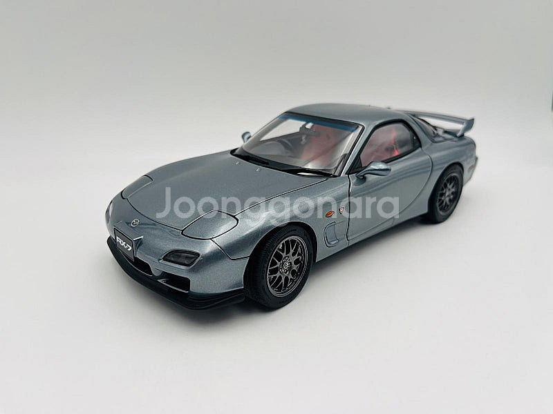 1:18 1/18 폴라마스터 rx7 다이캐스트 구매합니...--2