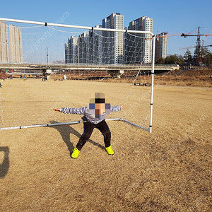 니스포 접이식 축구 풋살 골대(3mX2m) 1개 팝니다.(고양시 덕양구)