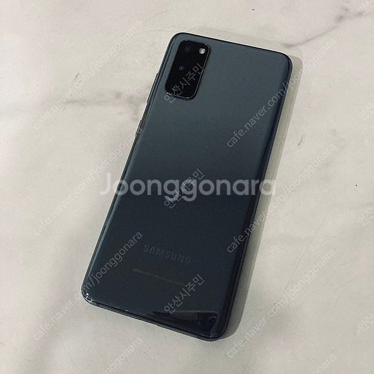 갤럭시 S20 그레이 128기가 액정깨끗! 매우깨끗! 11만8천원 판매합니다--1