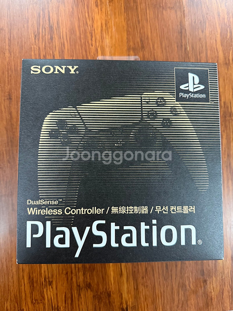 PS5 30주년 한정판 듀얼센스 (미개봉) 판매--0