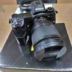 니콘 Z6 (24-70) 팝니다.