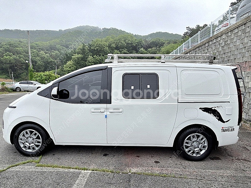 23년식 스타리아 3인승캠핑카 오토(풀옵션, 인산철60...--2