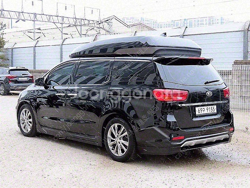 더뉴 카니발 중고 가격 중고 카니발 검정색 2019년식...--4