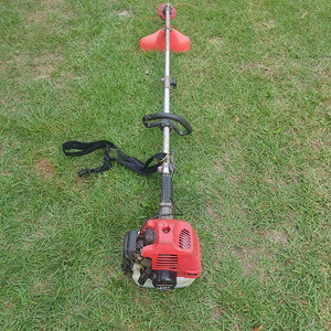 예초기(견착식) 미츠비시 TU26