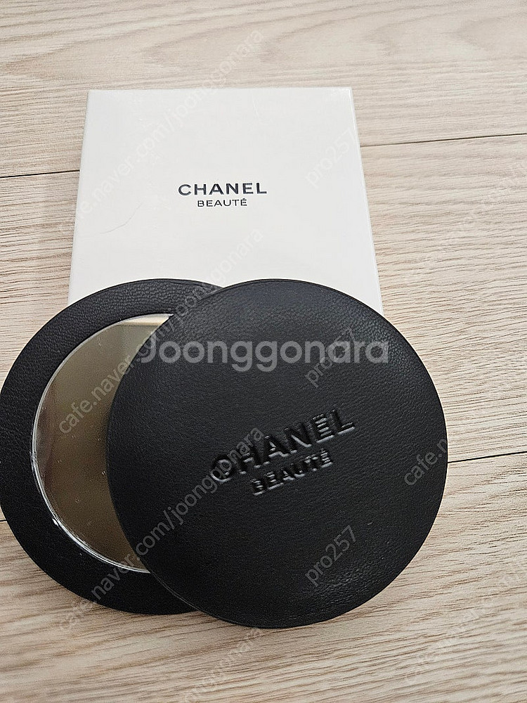 샤넬 블랙손거울 양면거울--0
