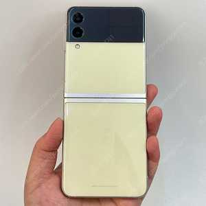 88408(울산중고폰) 갤럭시Z플립3 크림 256GB 판매합니다 18만원 텔레그램OK