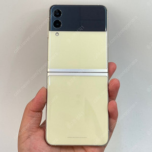 88408(울산중고폰) 갤럭시Z플립3 크림 256GB 판매합니다 18만원 텔레그램OK
