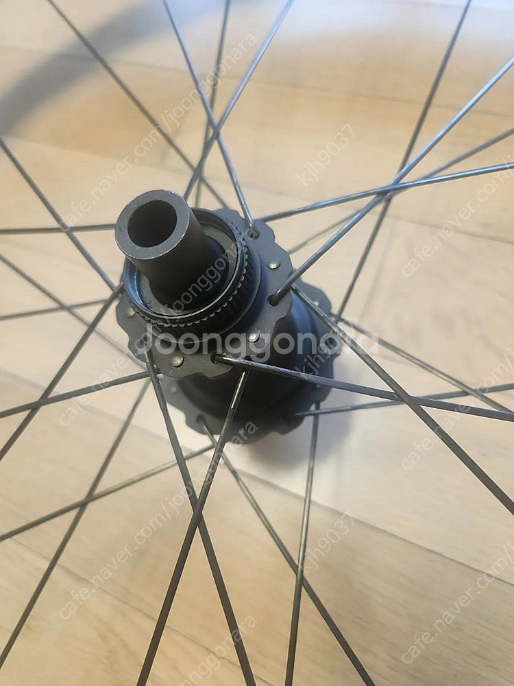 ZIPP 353 NSW 팝니다.--2