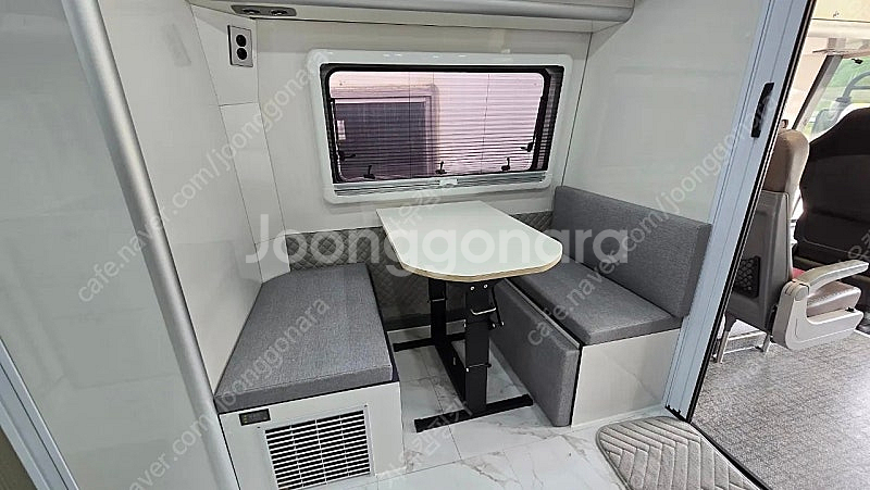 bh090 35인승 버스캠핑카--3