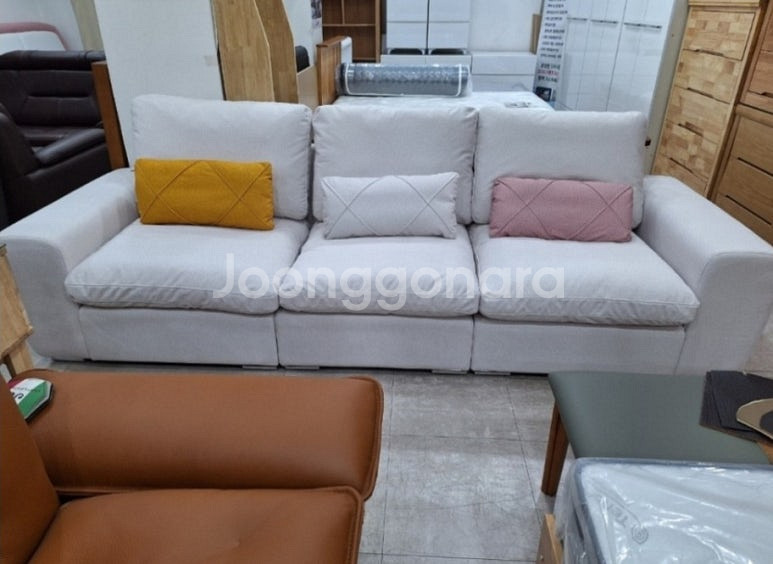 새제품 거위털 소파 소파 최저가 할인--3