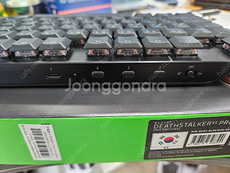 레이저 데스스토커V2 프로 키보드 판매합니다.--1