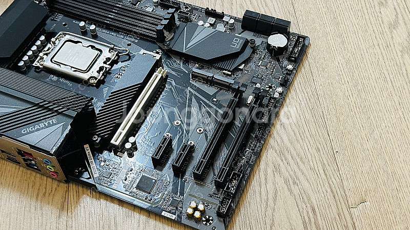 13600K 기가바이트 Z690 UD DDR4 V2 판...--3