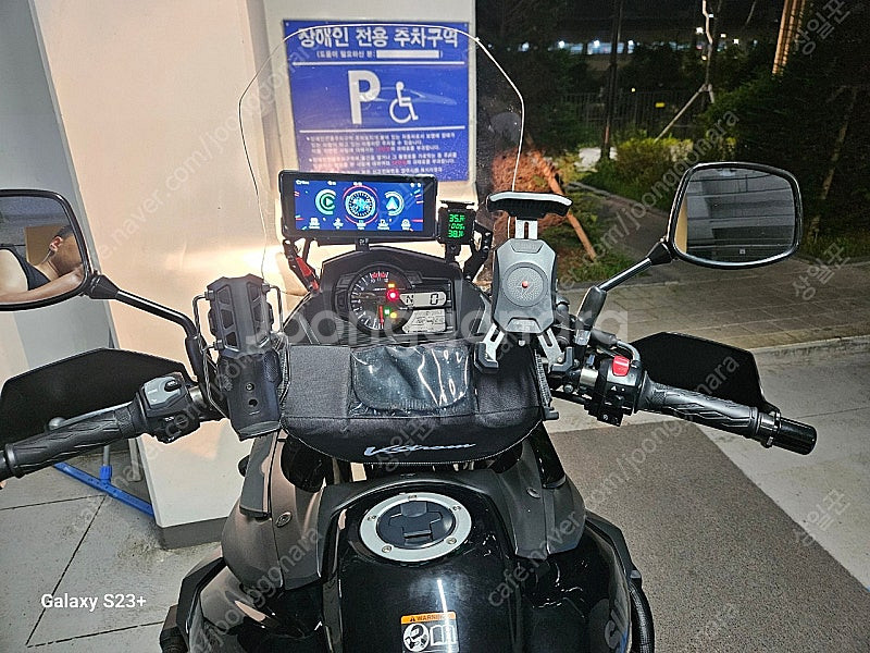 23년식 브이스트롬650 10,900km 팝니다.--0