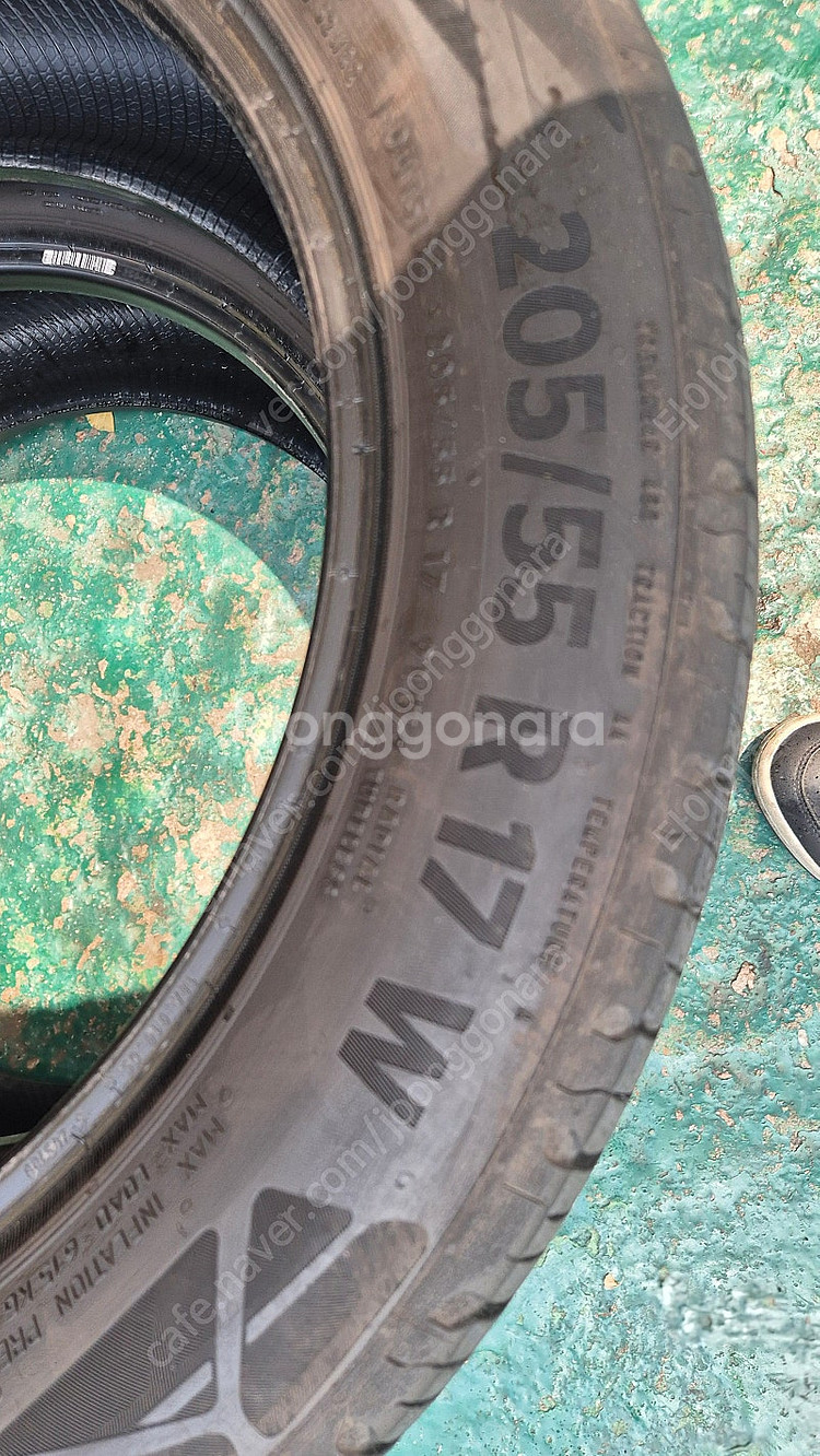 [판매] 콘티넨탈 205 55 17 중고타이어 4본--1