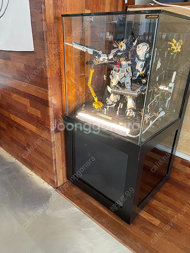 마이뮤지엄 단독 장식장 (가격다운)--1