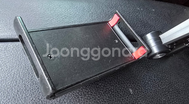 [팝니다] 자동차 대쉬보드 테블릿 거치대--4