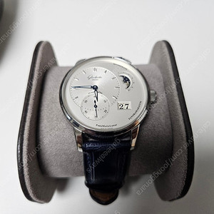글라슈테 오리지널 파노매틱 루나 흰판 풀셋 (정품 브레이슬릿/스트랩 포함) Glashutte Original
