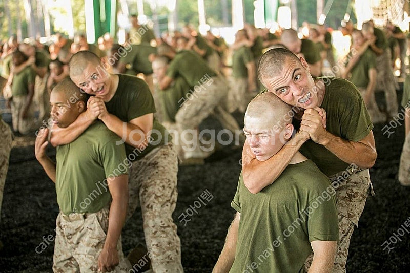 USMC 미해병 미군 반팔티셔츠 반바지 맨투맨 크루넥 ...--0