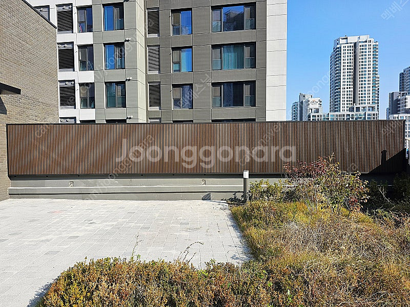 전원주택 울타리 담장 철재 펜스 합성목재 휀스 제작 설...--8