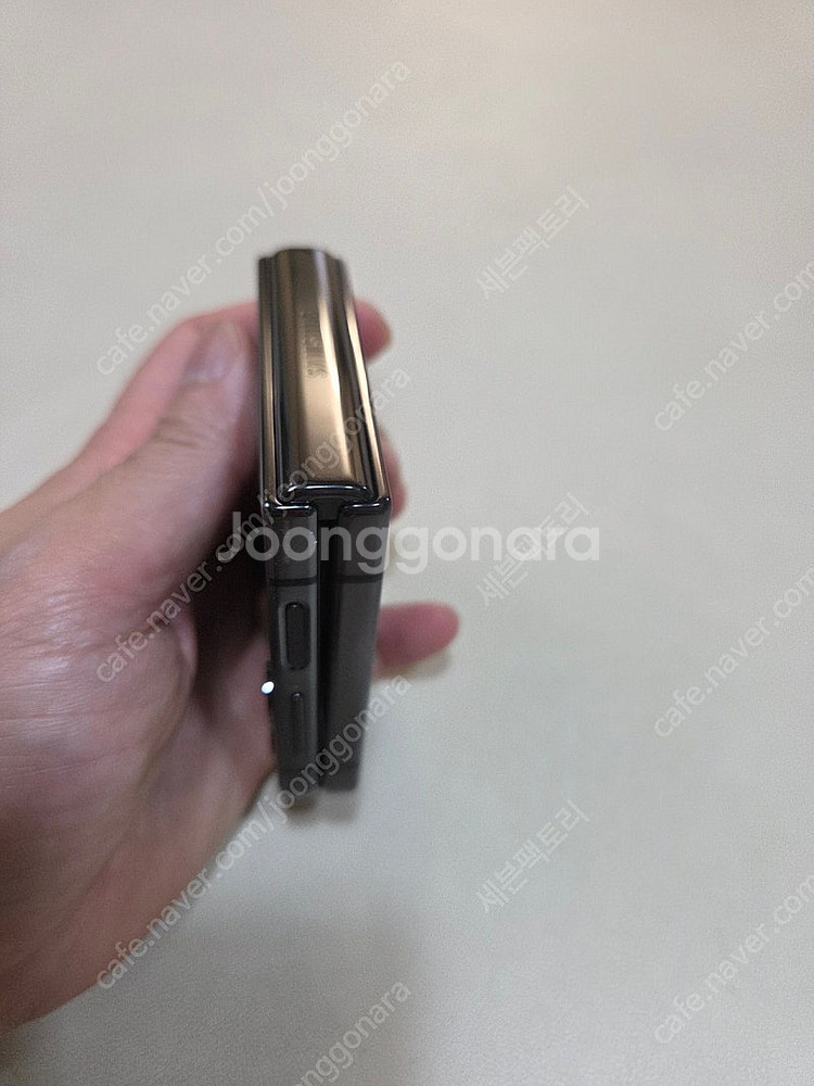 삼성 Z플립4 256gb팝니다 인천--9